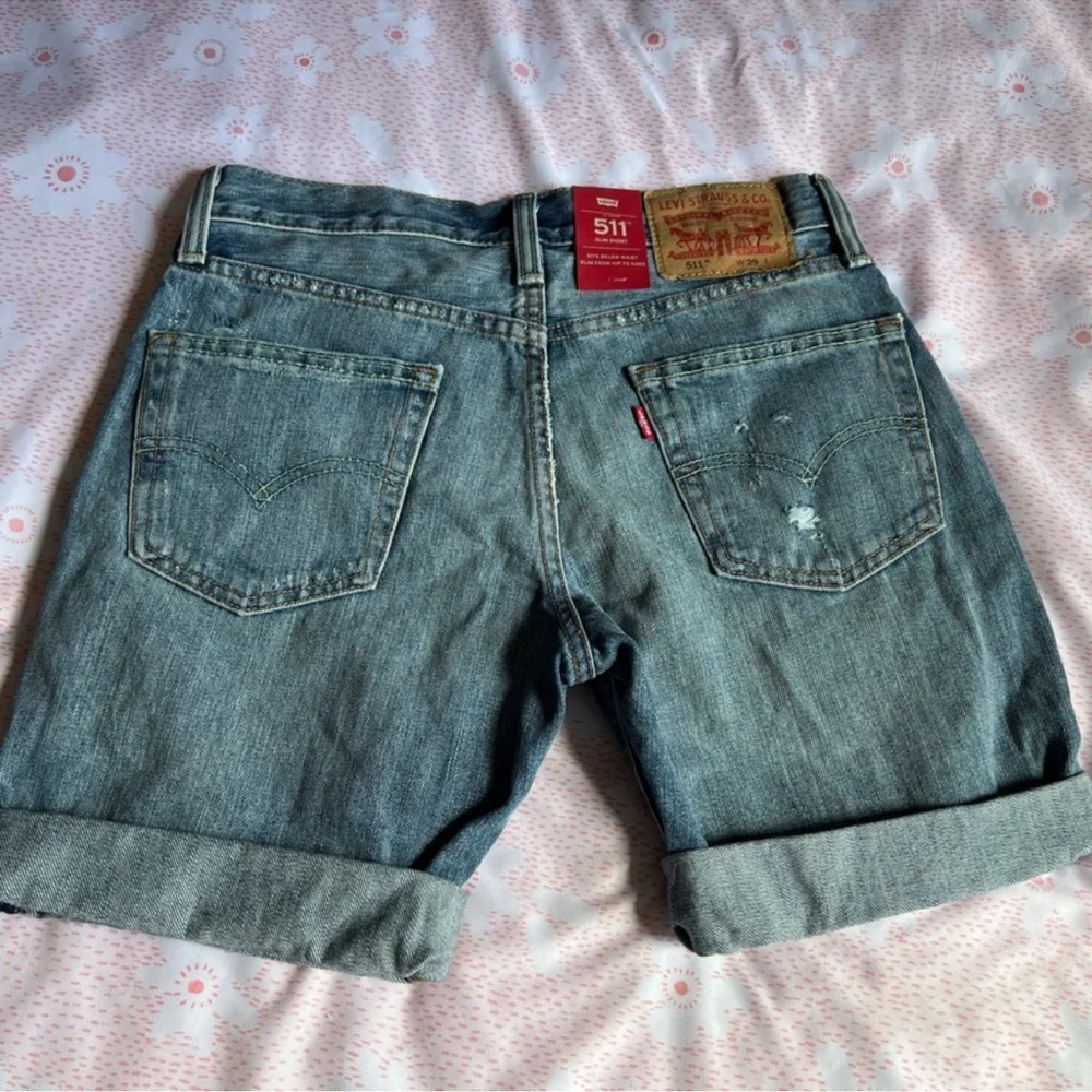 NWT Levi's 511 Slim Shorts Give Earth A Chance Denim Cut-off Shorts Waist Sz 29
